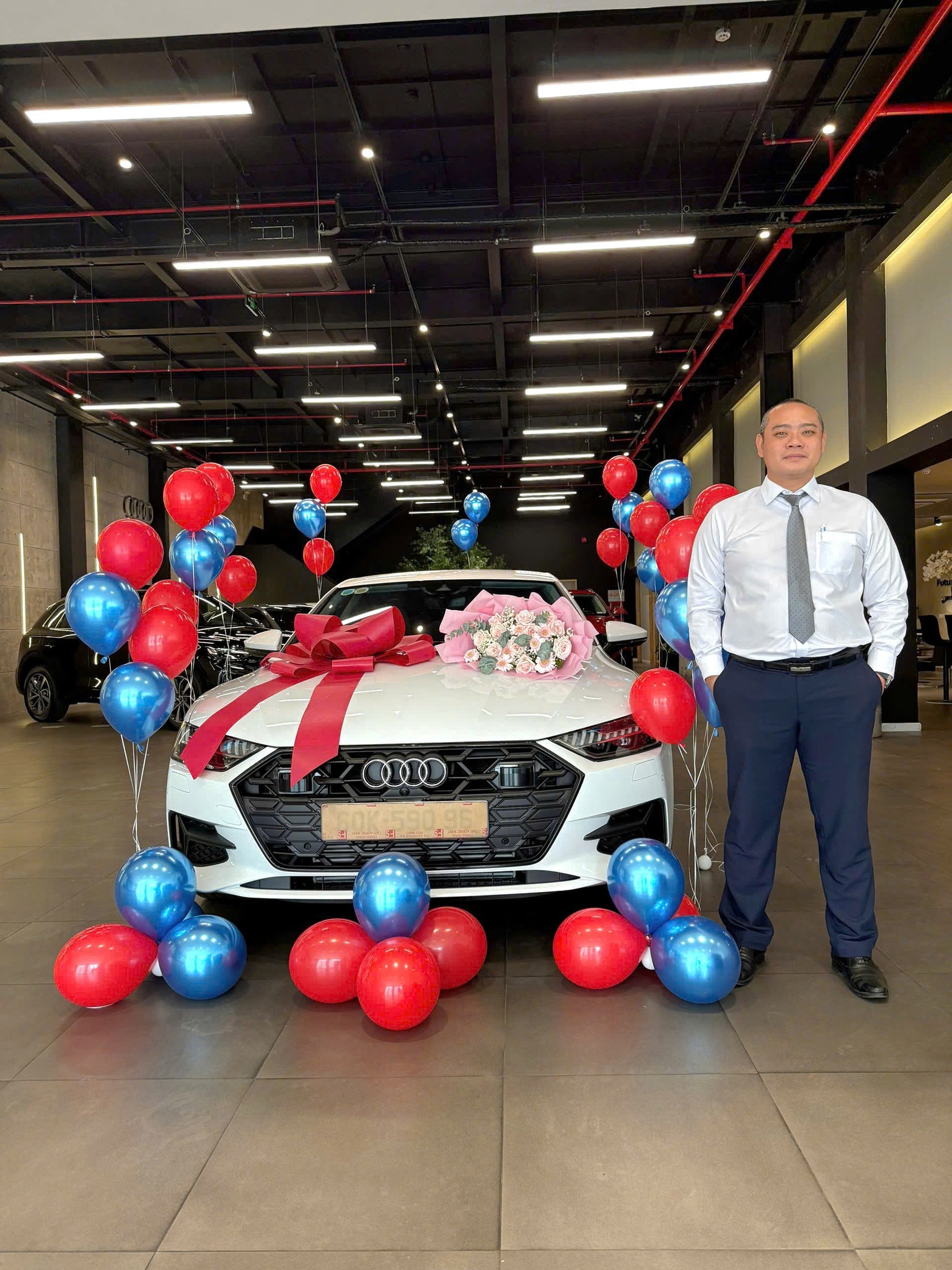 Audi Tân Bình trân trọng cảm ơn Quý khách hàng đã tin tưởng lựa chọn Audi A7 Sportback.