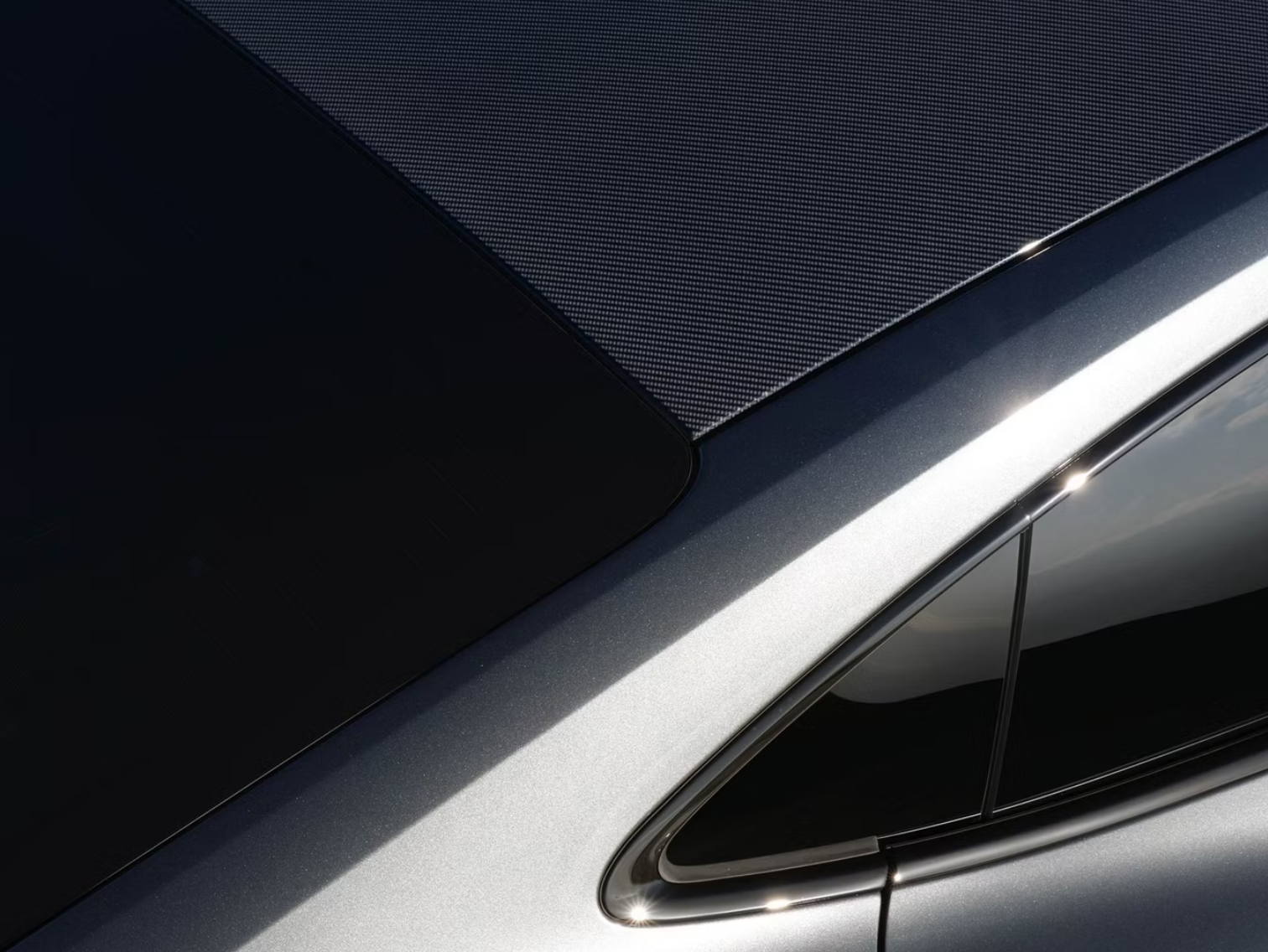 Sự năng động thể thao hòa quyện cùng nét độc đáo riêng biệt