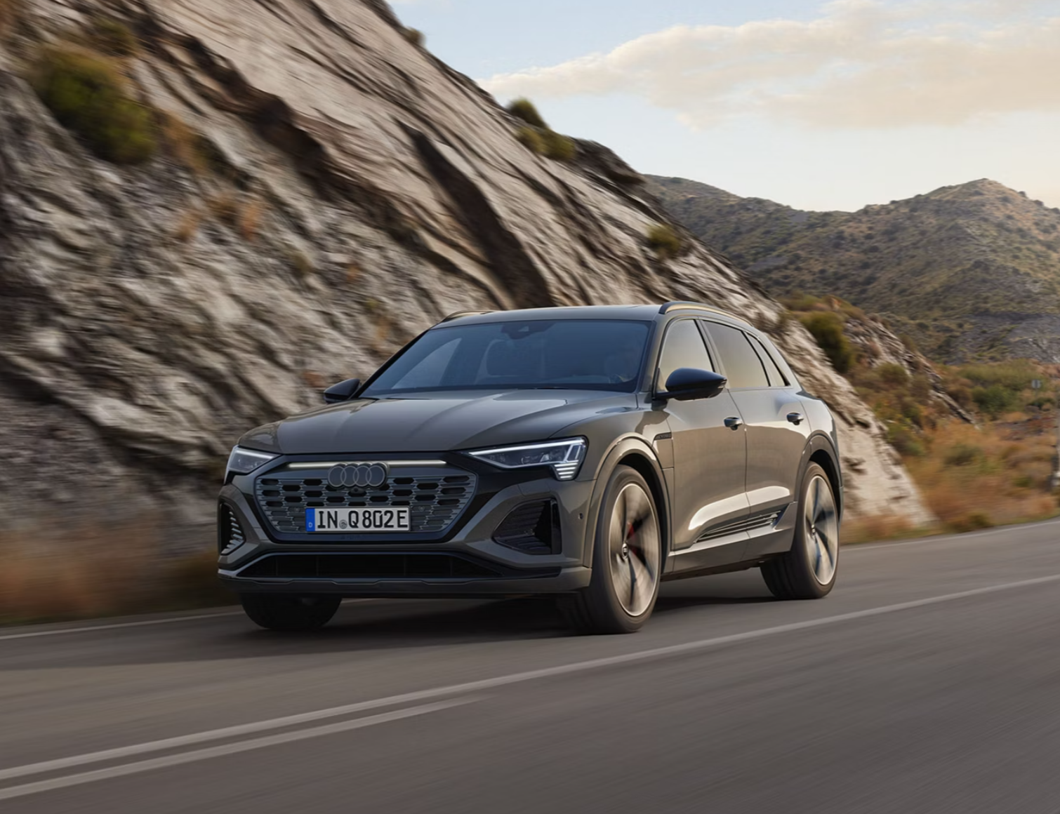 Vận hành điện năng đầy phấn khích